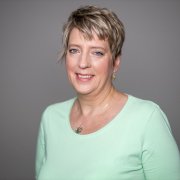 Bettina Pfeiffer, Kundenbetreuerin